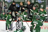 Le Desjardins-Wild fête l’halloween en l’emportant devant Saint-Cyrille